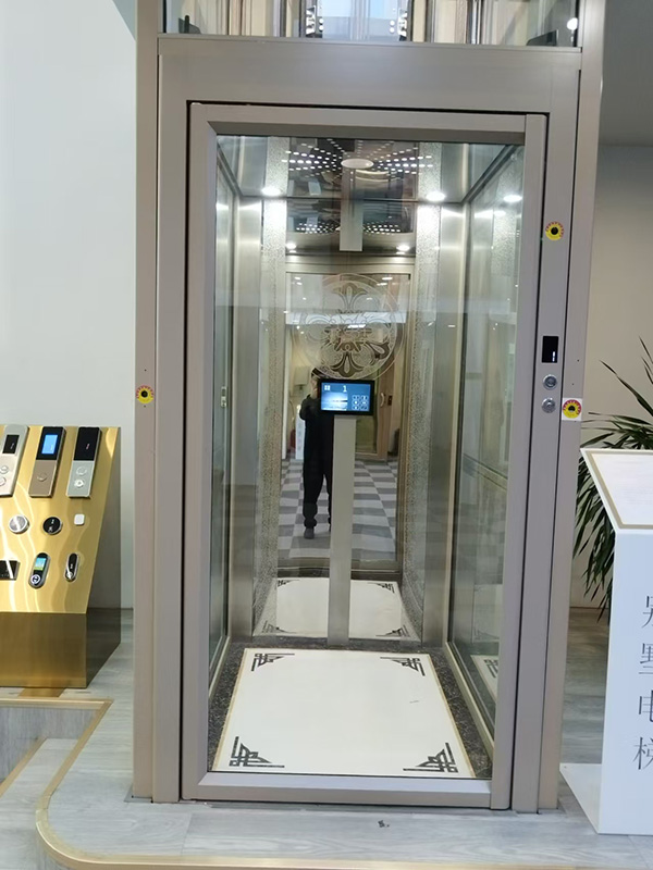 家用電梯